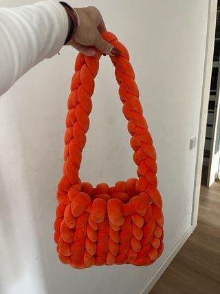 Bolso naranja tejido