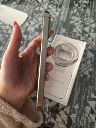 iPhone 15 Pro Titanio 128GB