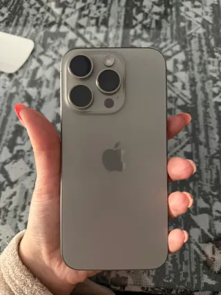 iPhone 15 Pro Titanio 128GB