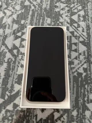 iPhone 15 Pro Titanio 128GB