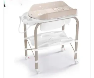 Bañera y cambiador para bebé