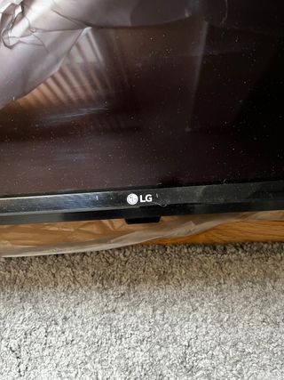 Televisor LG 65 Negro Para reparar LED