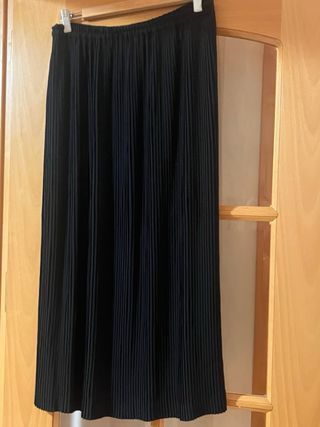 Falda Plisada Negra Talla 44