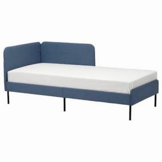 Letto singolo blu senza materasso
