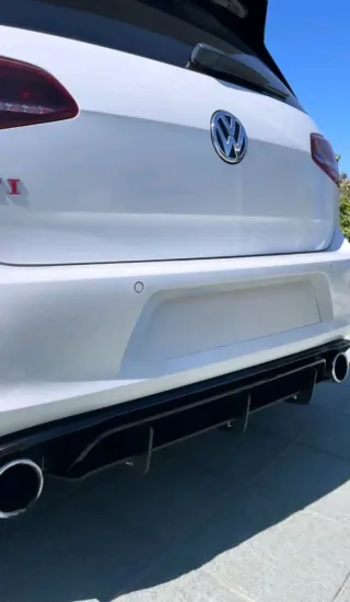 Difusor trasero Maxton Golf GTI 7