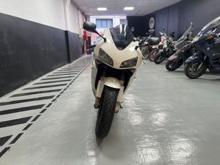 Honda CBR600RR 2004 Blanca