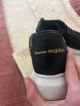 Alexander McQueen Zapatillas Negras Talla 41