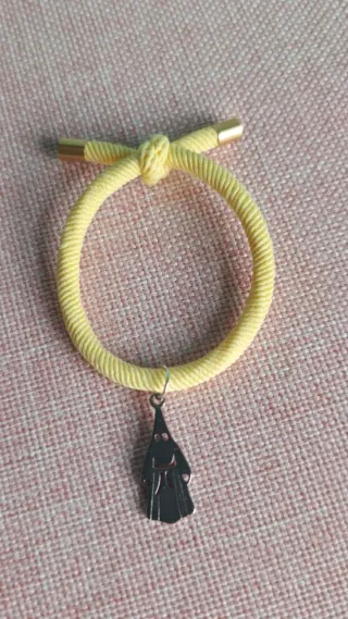Pulsera cordón amarillo cofrade plata