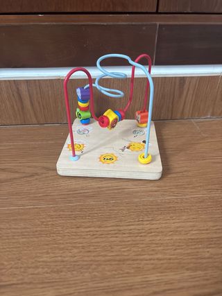 Juguete de madera para bebé