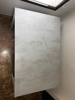 Mesa de comedor extensible (50cm) gris y blanca