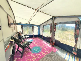 Caravana ligera 2001 con avance y toldo