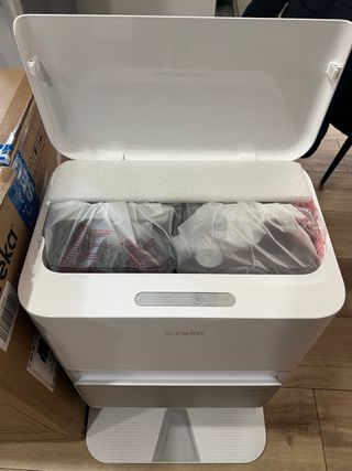 Eureka J12 Ultra Robot Aspirador