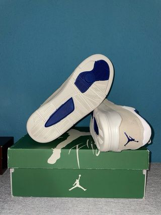 Jordan Flight Court Blancas y Beige nuevas