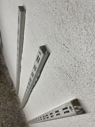 Perfiles para estanterías de comercio