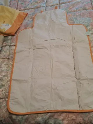 Ropa de Cuna Bebé Elefantes Naranja y Amarillo