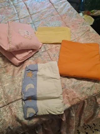 Ropa de Cuna Bebé Elefantes Naranja y Amarillo
