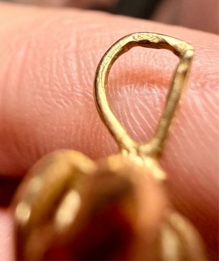 Colgante buzo oro 14K – Charm vintage submarinista