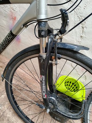 BICICLETA 28 BUEN ESTADO + U DE REGALO