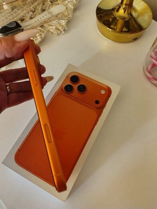 iPhone 17 Pro Max Naranja
