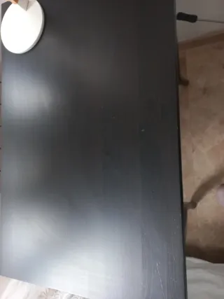 Escritorio negro con cajón. Medidas 78 x 49'5*74