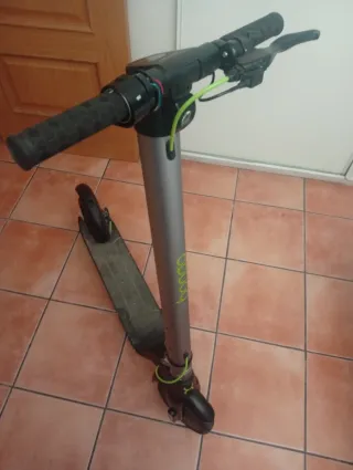 Patin Bongo Cecotec averiado para piezas.