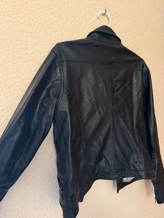 Chaqueta cuero Pull&Bear
