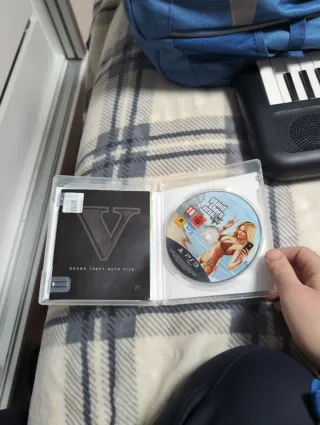 GTA V PS3 con manual
