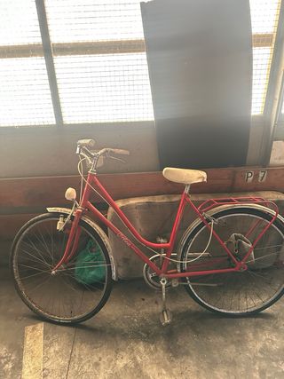 Bicicleta clásica roja ORBE