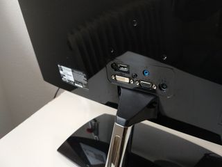 Monitor LG 23" LED FHD Flatron E2351