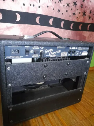 Amplificador de guitarra a válvulas Fender