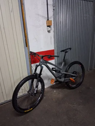 YT Capra 27.5 aluminio 2020 talla l