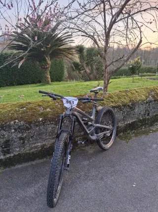 YT Capra 27.5 aluminio 2020 talla l