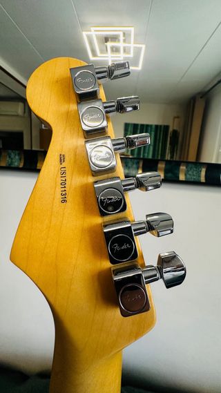 Fender Stratocaster USA HSS Shawbucker 2017