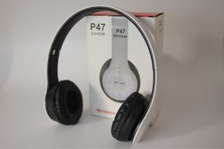 Auriculares Cascos P47 Nuevo en Blanco, Negro