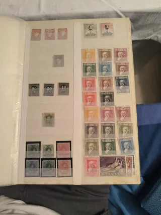 2 Álbumes de sellos de España