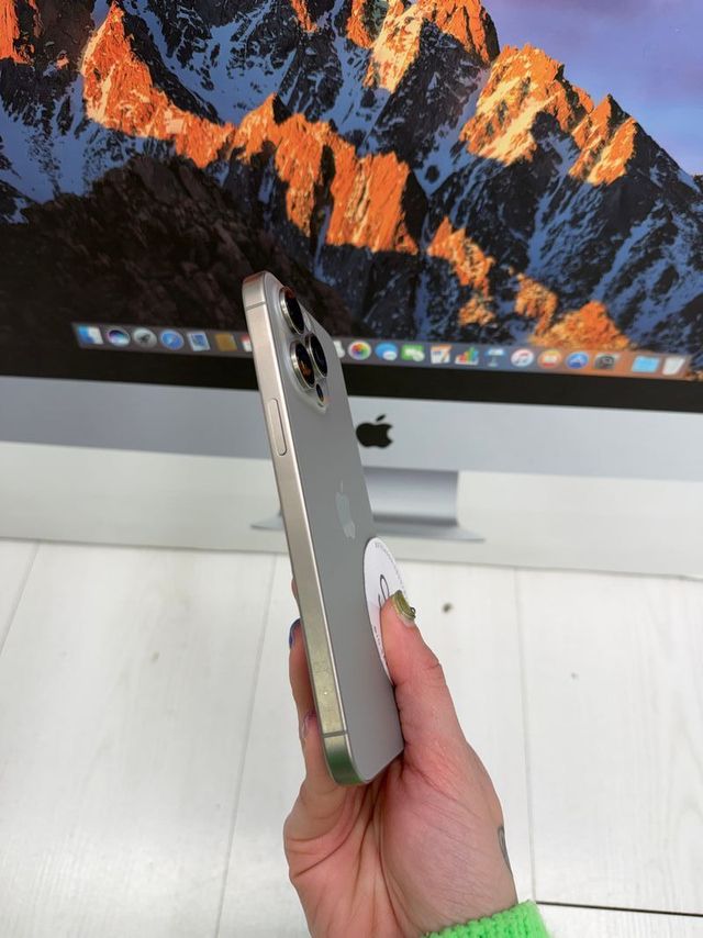 iPhone 15 pro Max 256gb como nuevo