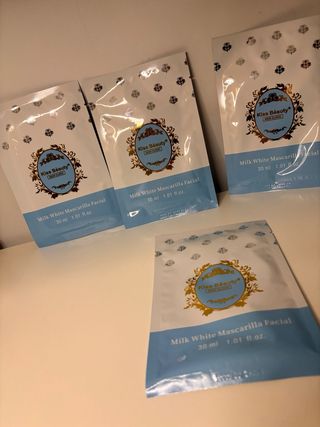 Mascarilla Facial Kiss Beauty Milk White
