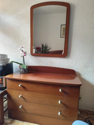 Dormitorio completo madera oscura