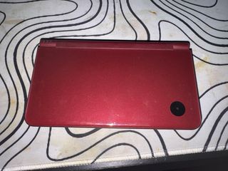 Nintendo DSi XL Roja