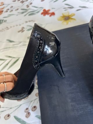 Scarpe décolleté con tacco nere Retrò