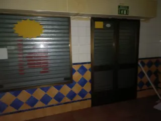 Local comercial en Avenida Virgen de la Palma