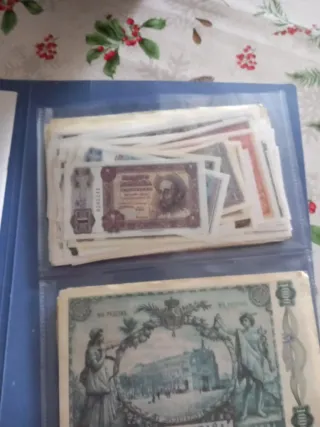 Carpeta  no conosco el precio real   El papel de