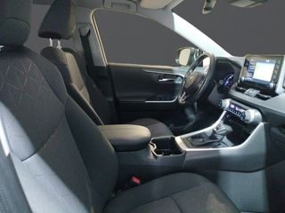 Toyota Rav4 2.5l 220H Style