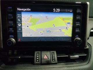 Toyota Rav4 2.5l 220H Style