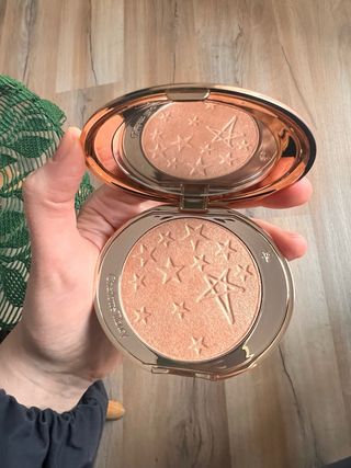 Charlotte Tilbury Glow Glide Highlighter