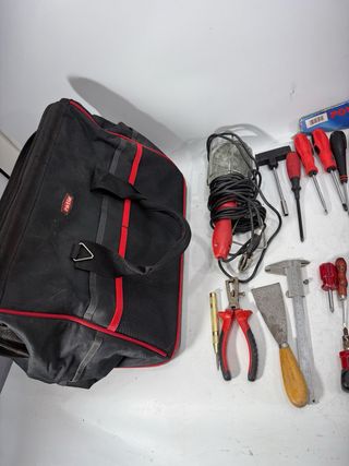 Lote de herramientas variadas