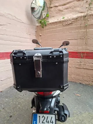 Peugeot Tweet 125cc Blanca