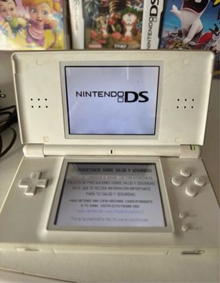Nintendo DS Blanca + 3 Juegos