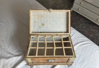 Joyero antiguo madera y metal