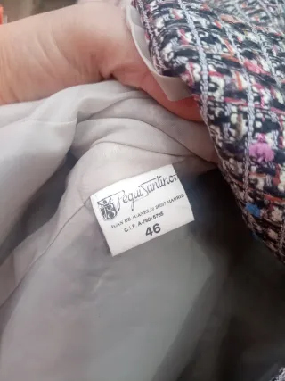 traje falda señora  talla 46 gris multicolor